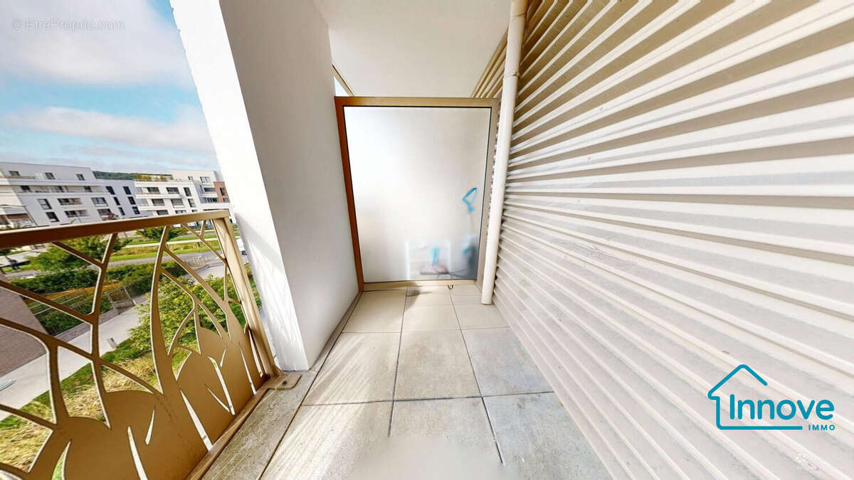 Appartement à SAINT-CYR-L'ECOLE