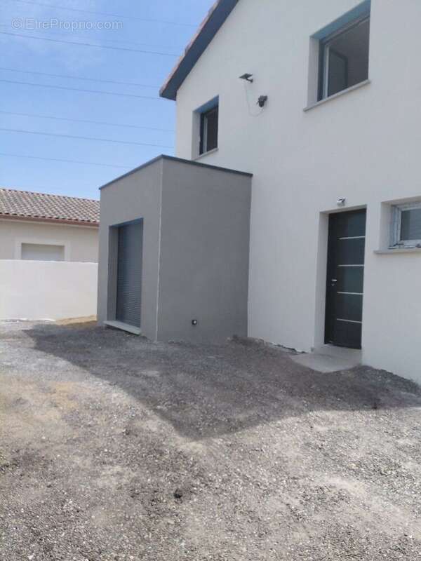Maison 115 m² à Villeneuve-Tolosane  - photo 2