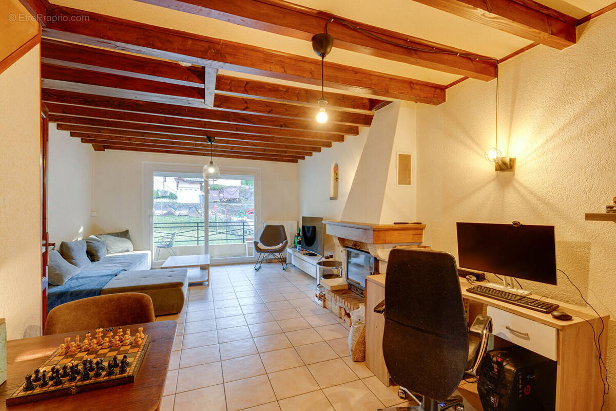 Maison à BRENTHONNE