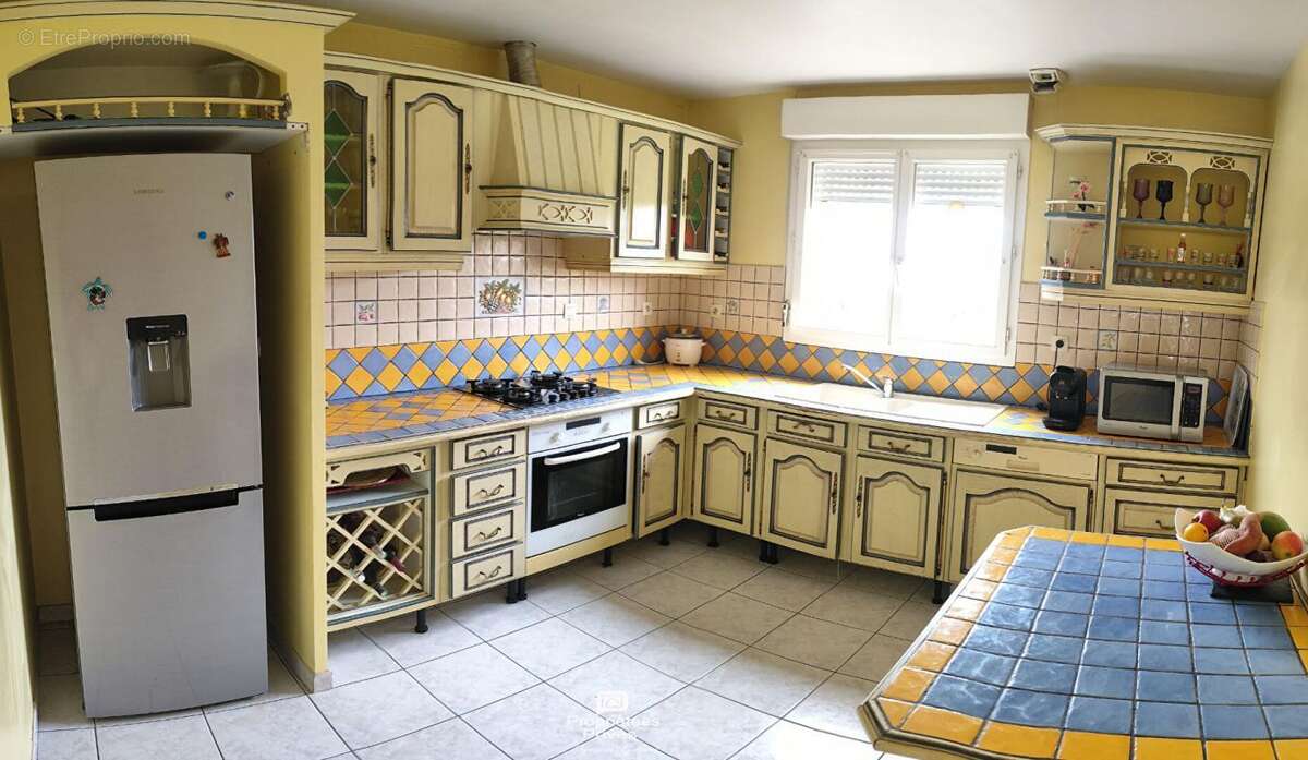 Maison à SAINT-CLAR-DE-RIVIERE