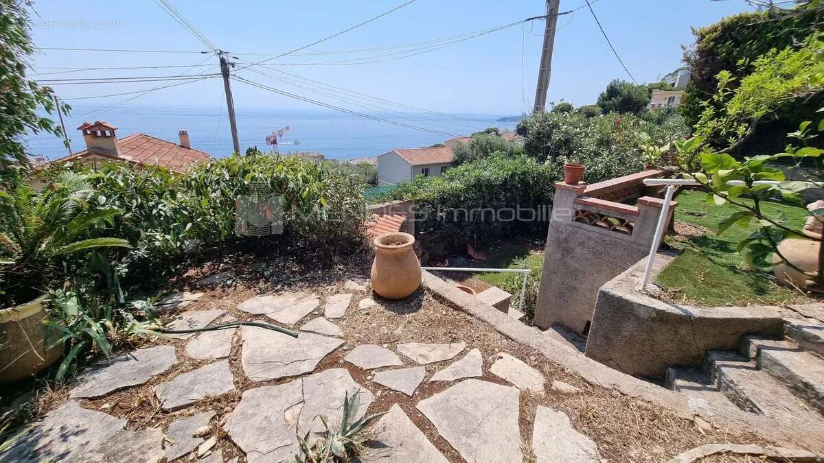 Villa vue mer a renover a cap d'ail - photo 23