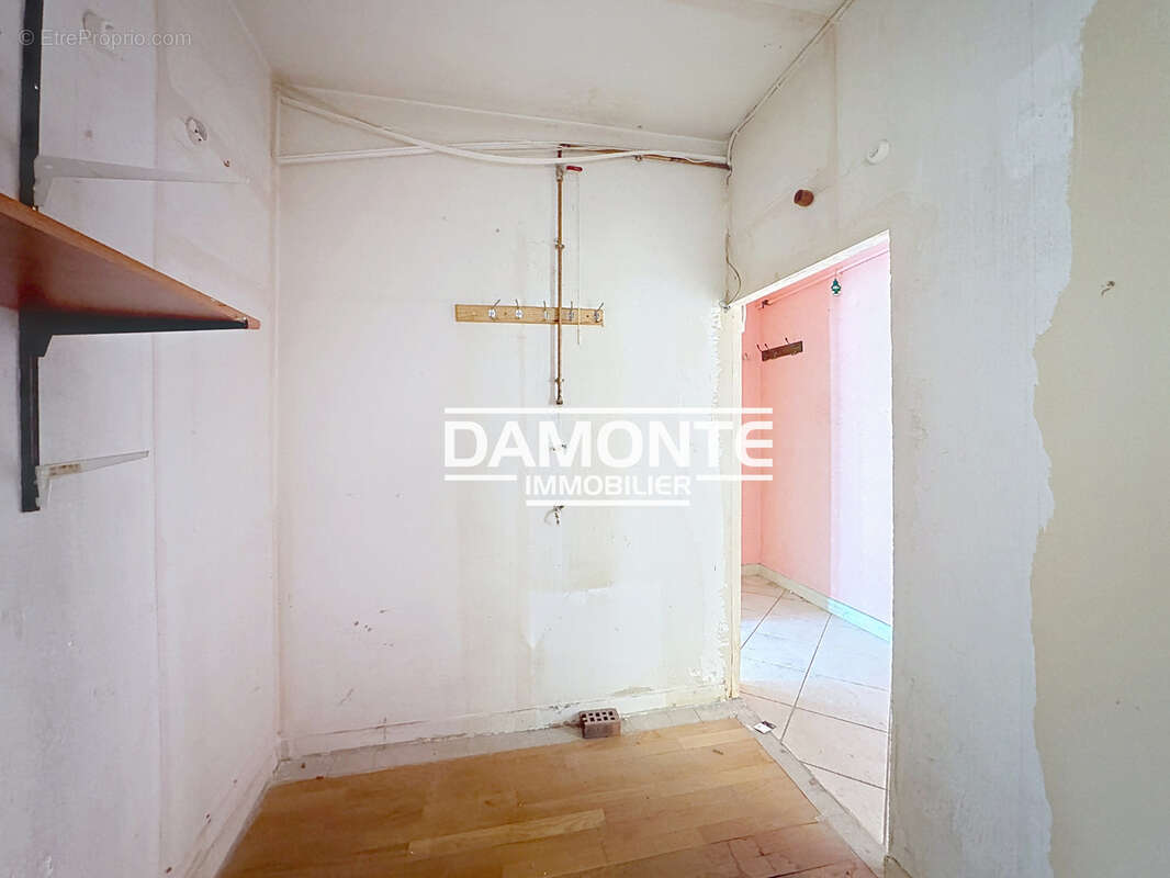 Appartement T4 - 85.17m2 - TROYES GARAGE BX - photo 6