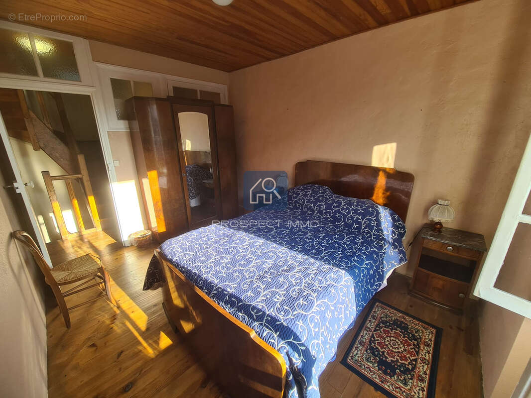 Maison à ESTAING