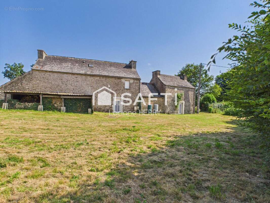 Maison 205 m² à Guimiliau  - photo 8