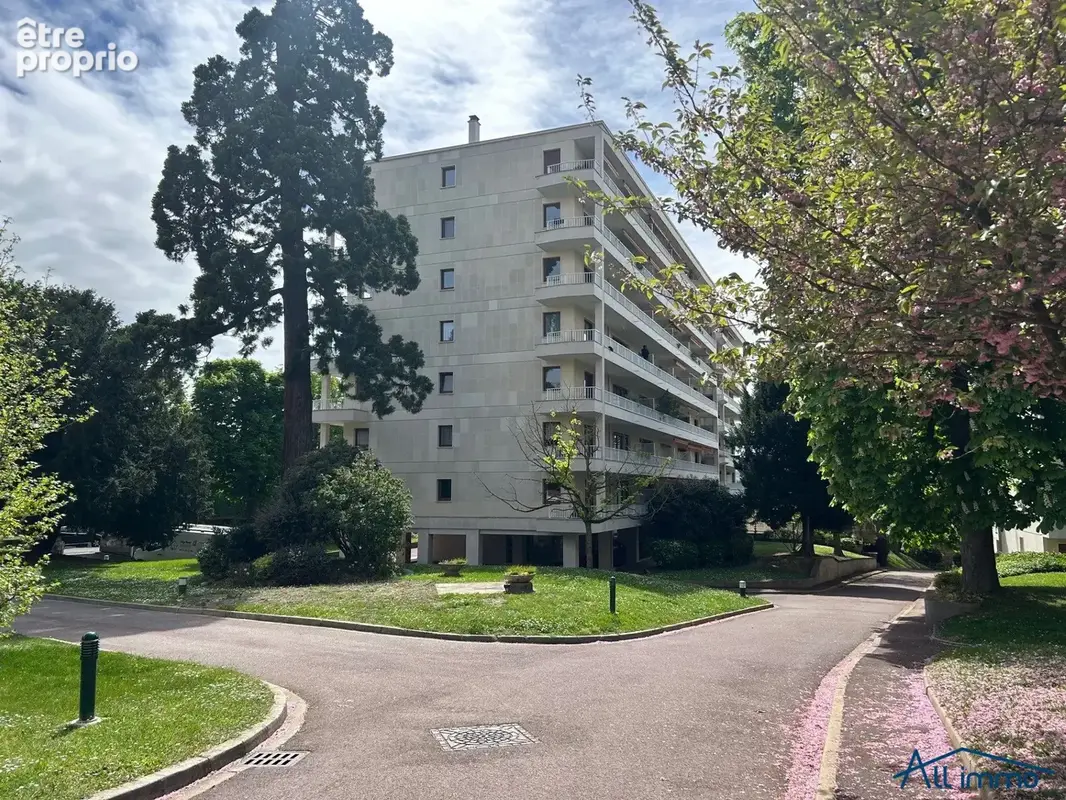 Appartement à SAINT-GERMAIN-EN-LAYE