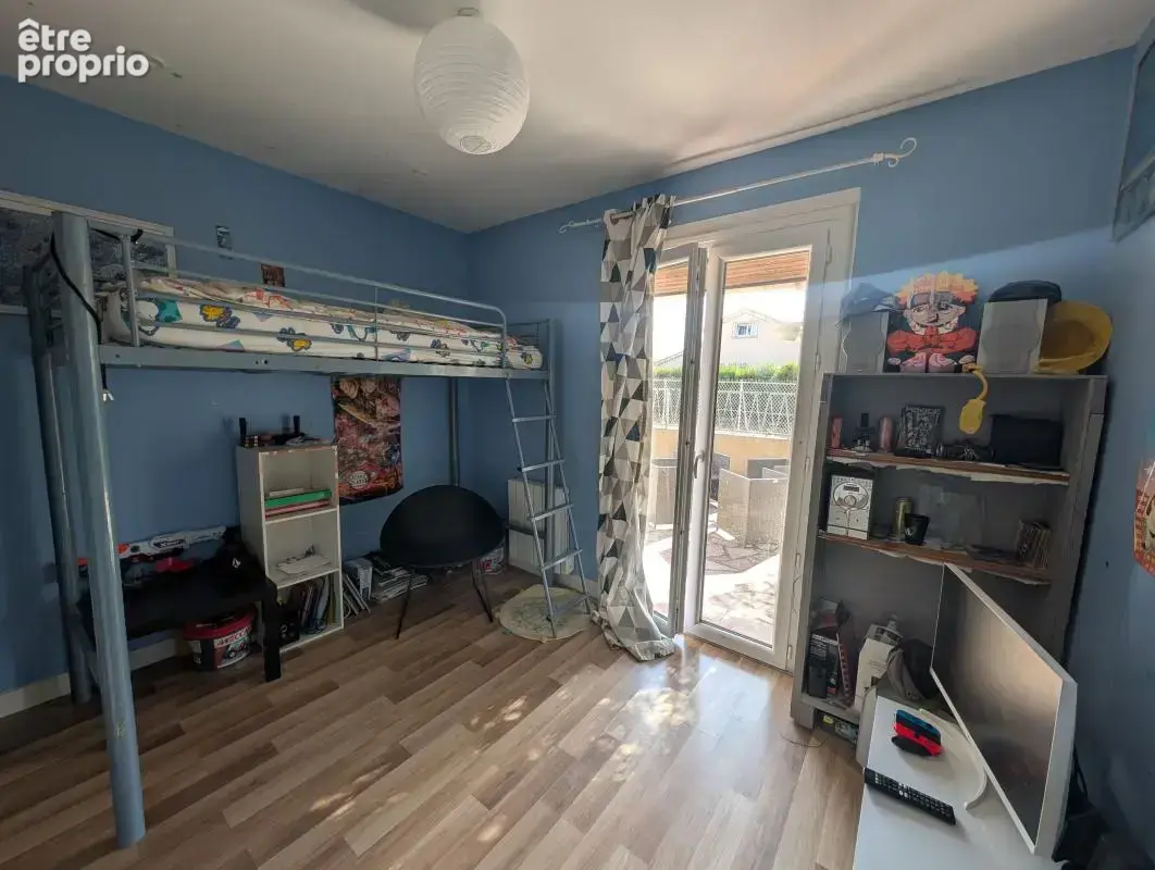 Lézignan-la-Cèbe : belle maison de plain-pied rénovée, au calme d'une impasse - photo 9