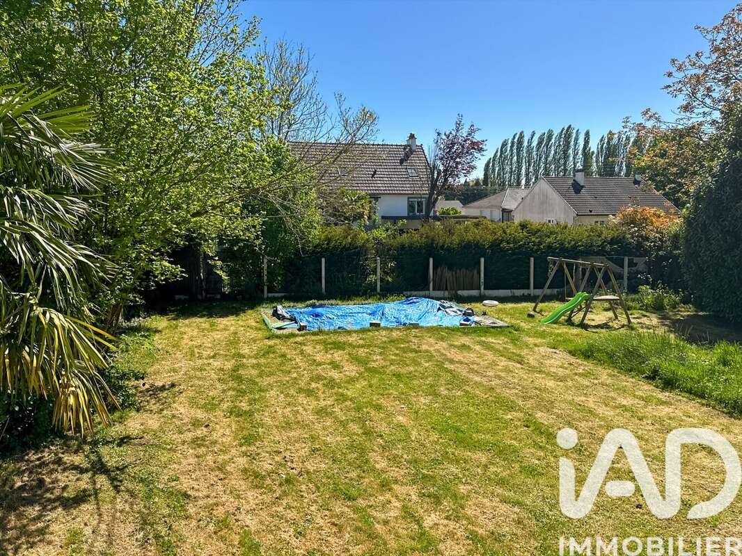 Maison 114 m² à Cuy  - photo 2