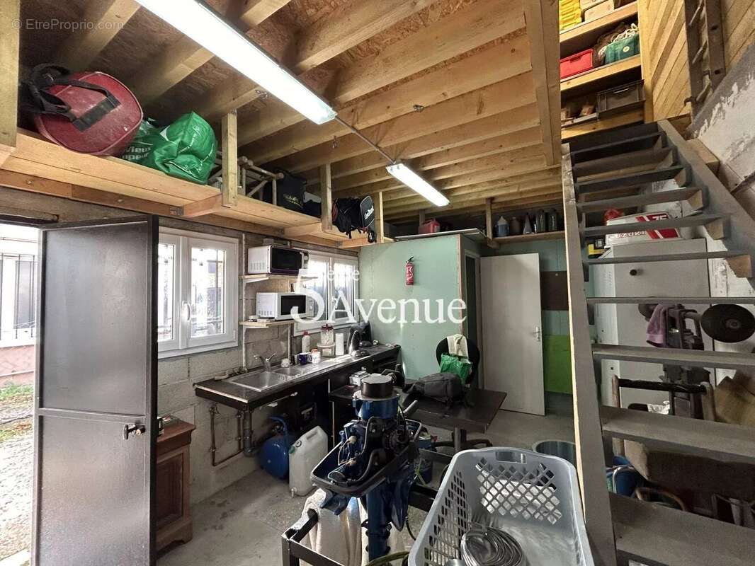 Commerce à SAINT-MAUR-DES-FOSSES