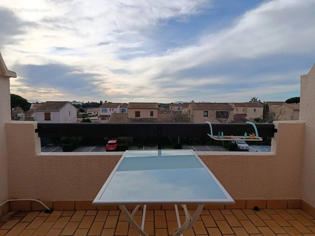 Appartement à LA LONDE-LES-MAURES