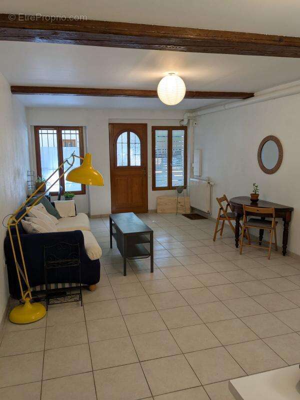 Appartement à SAINT-SYMPHORIEN-D&#039;OZON