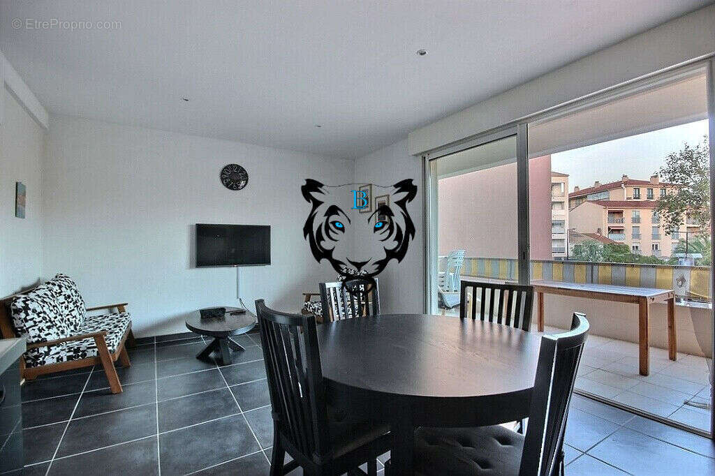 Appartement à FREJUS