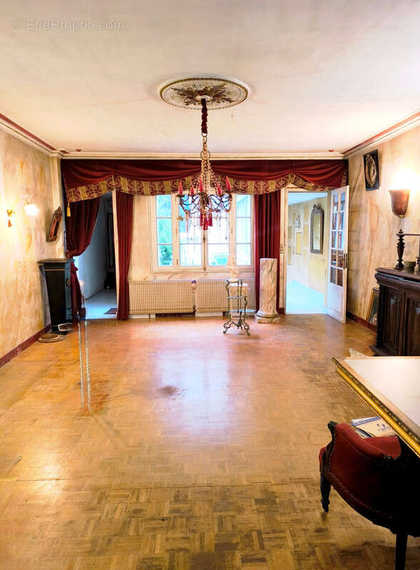 Maison familiale de caractère au cœur de Nevers – Terrasses, volumes et histoire ( 58 ) SOUS OFFRE - photo 7