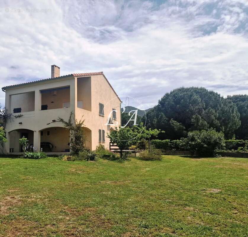 Maison à SAINT-FLORENT