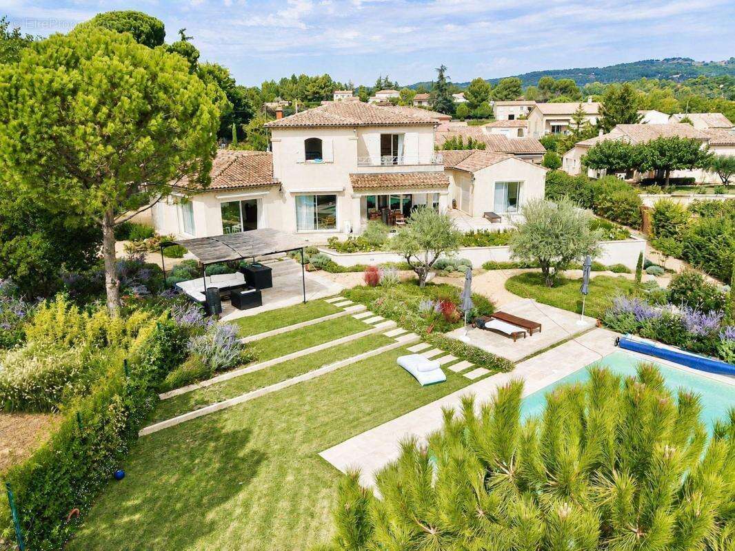 Maison à VAISON-LA-ROMAINE