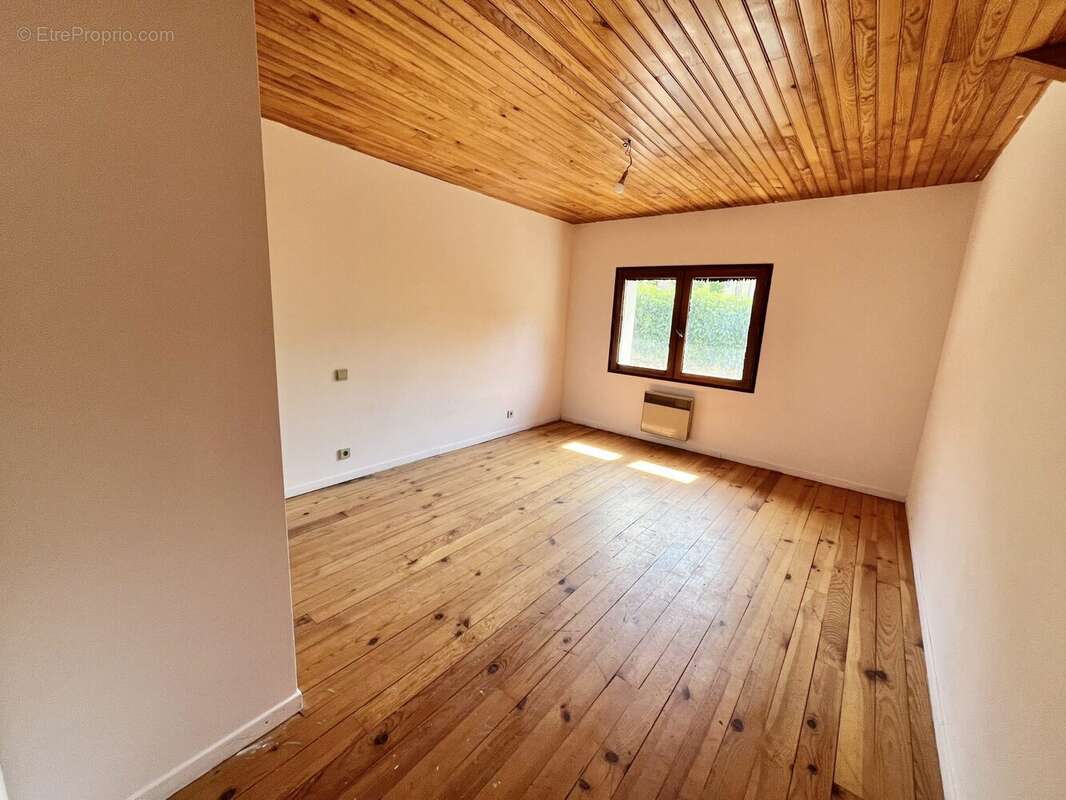 Maison 91 m² à Chanac  - photo 5
