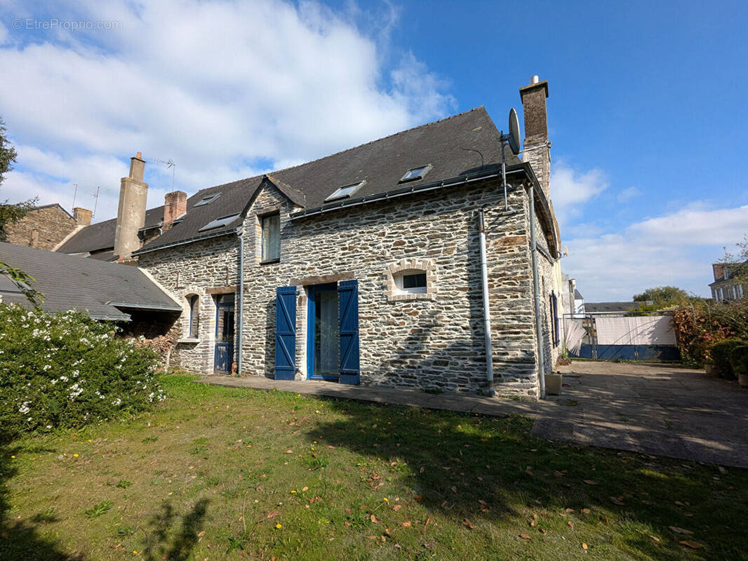 Maison à RUFFIAC
