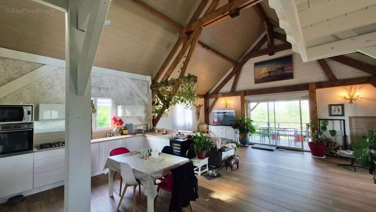 Maison à LA DOUZE