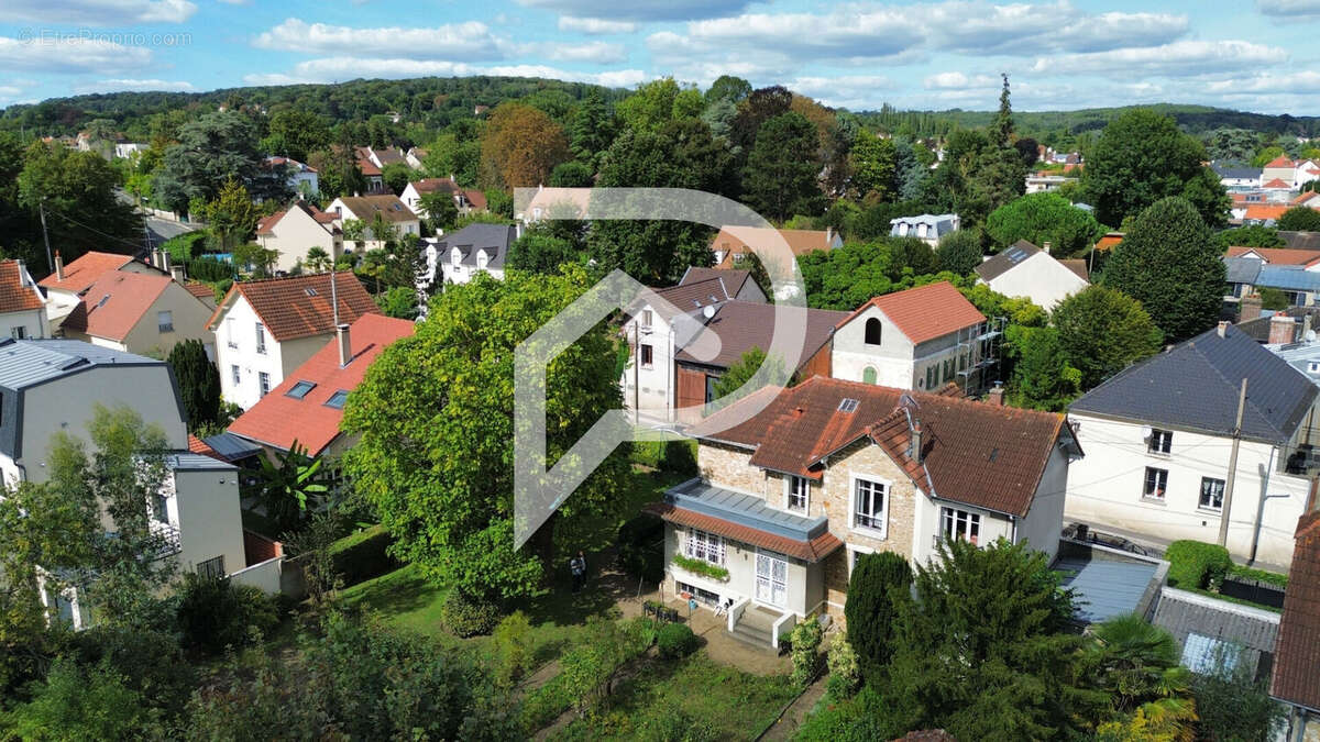 Maison à MONTLIGNON