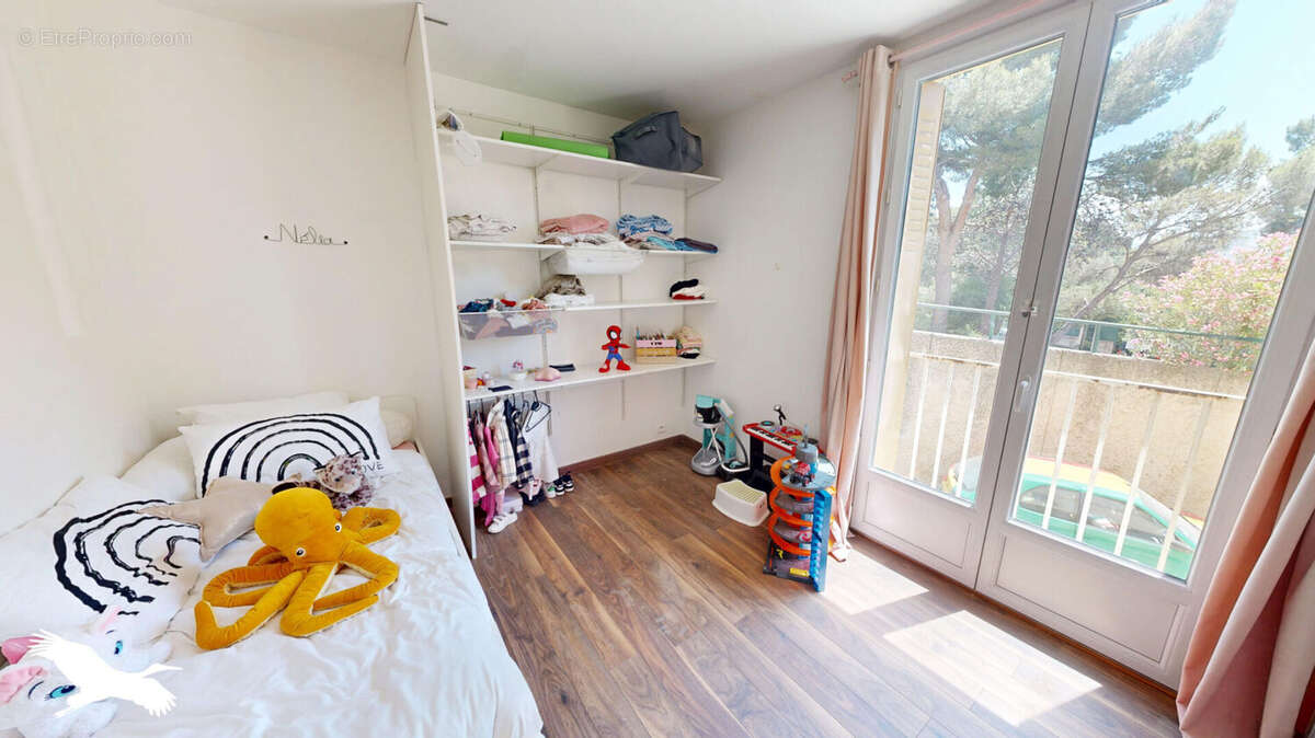 Appartement à MARSEILLE-12E