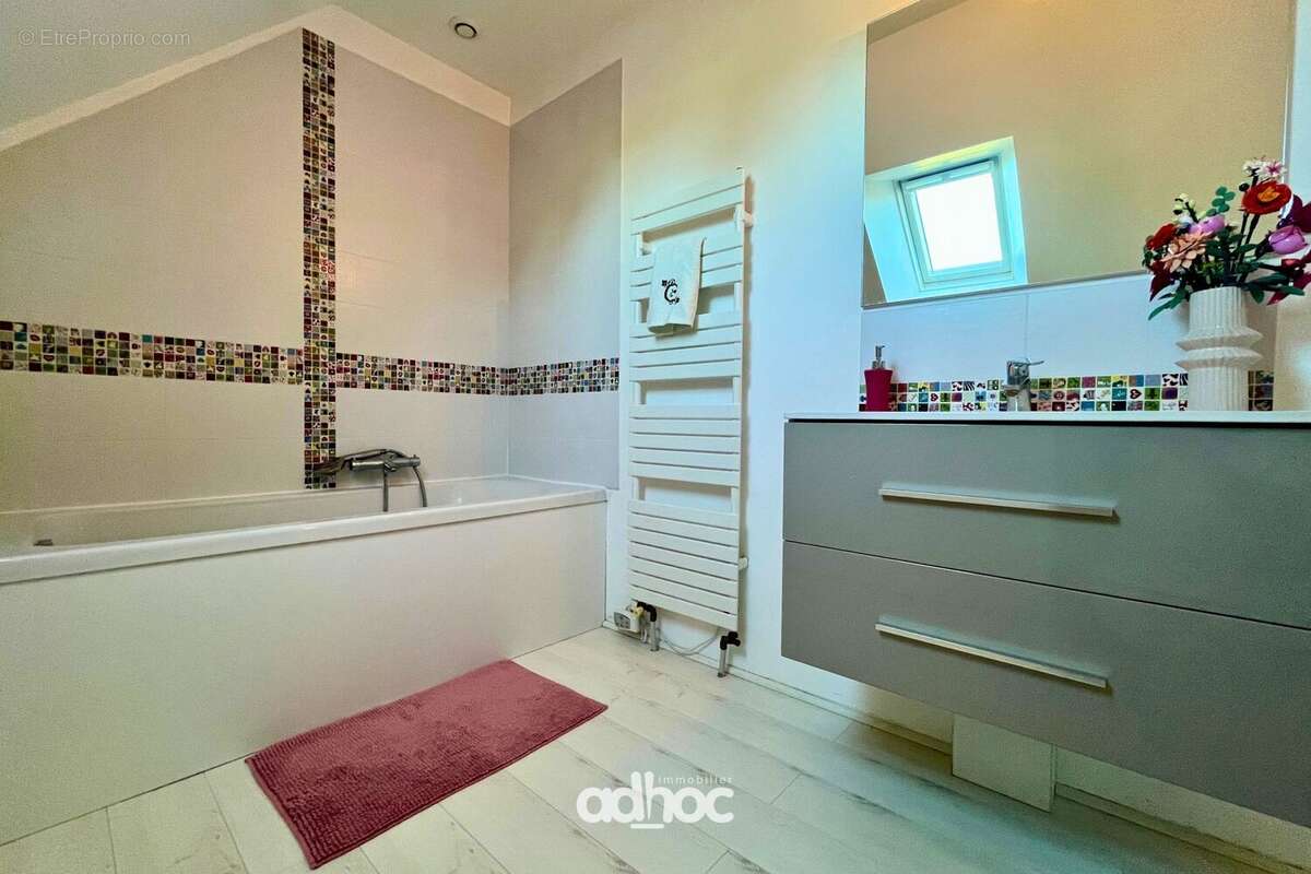Maison 83 m² à Ligny-Le-Ribault  - photo 6