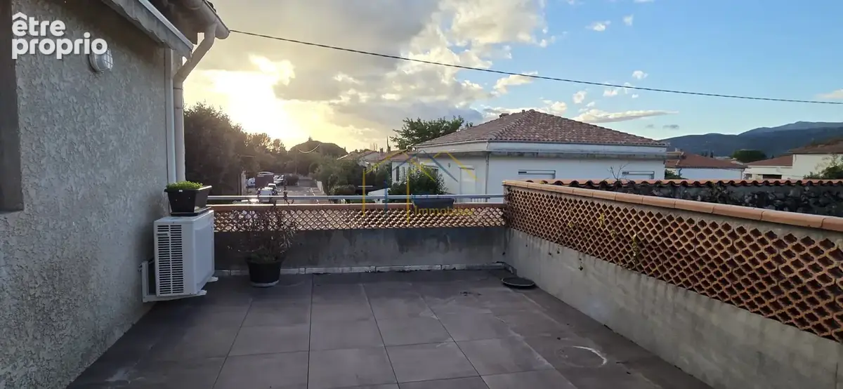 Appartement T3 avec grande terrasse - photo 3