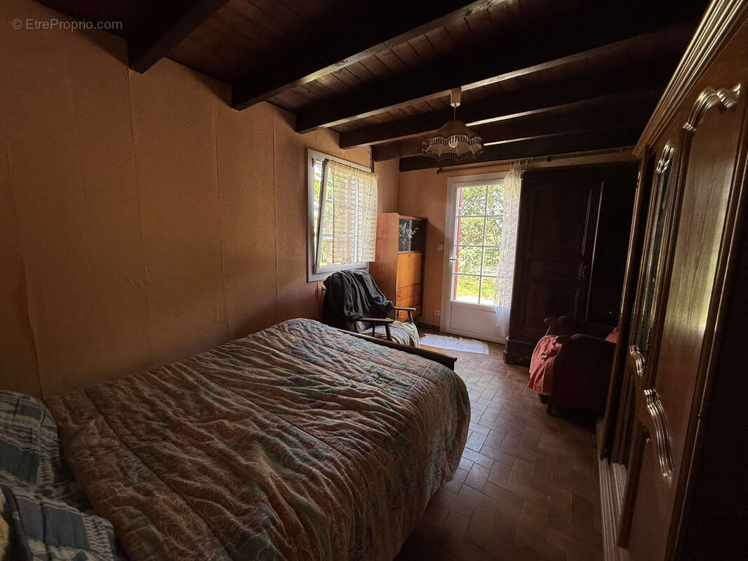 Maison à VERGT-DE-BIRON