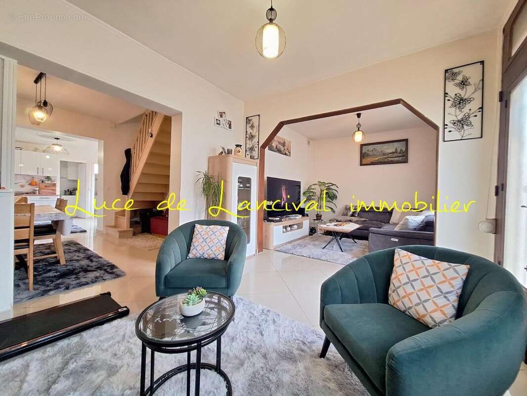 Maison 145 m² à Tergnier  - photo 2