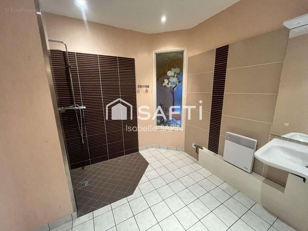 Photo 5 - Maison à NEUVILLE-DE-POITOU