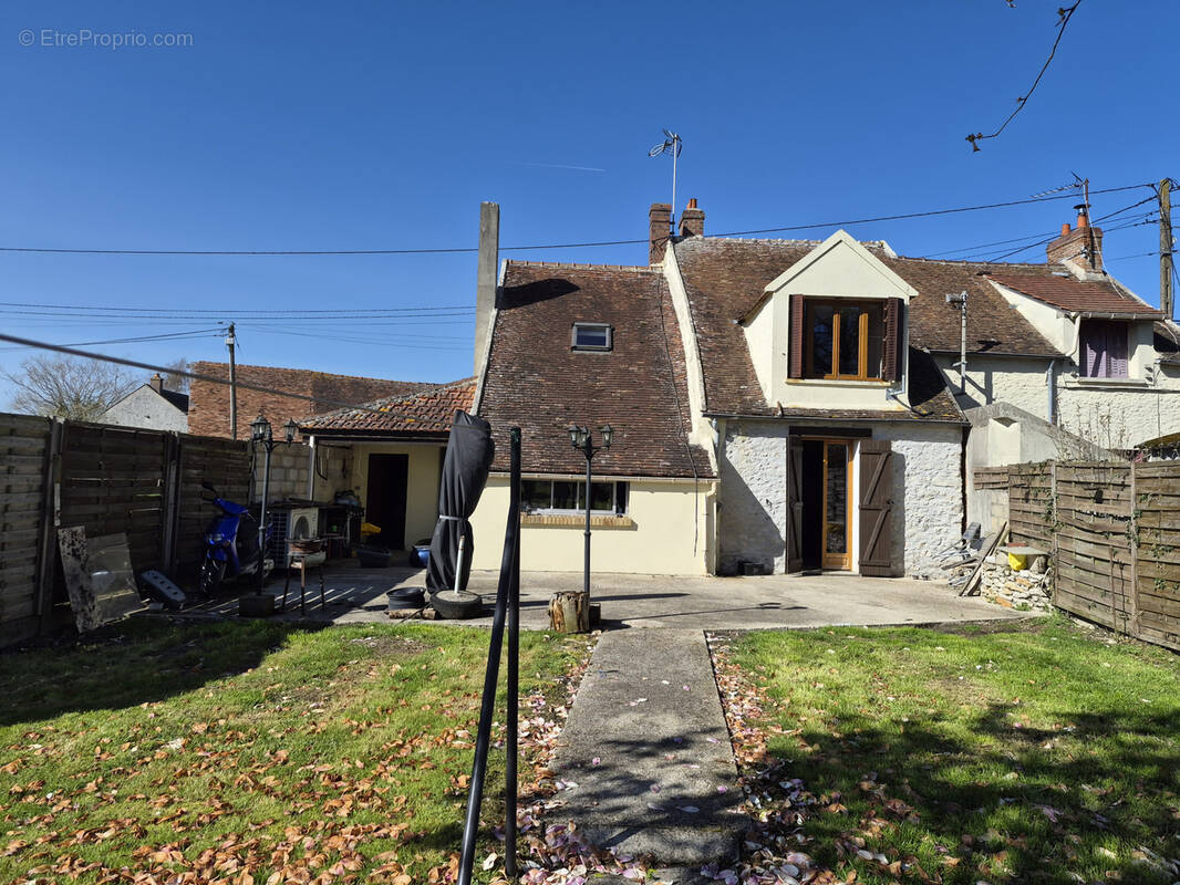Maison à CHATEAUBLEAU