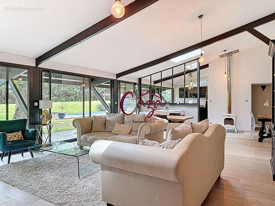 Maison à SAINT-SULPICE-ET-CAMEYRAC