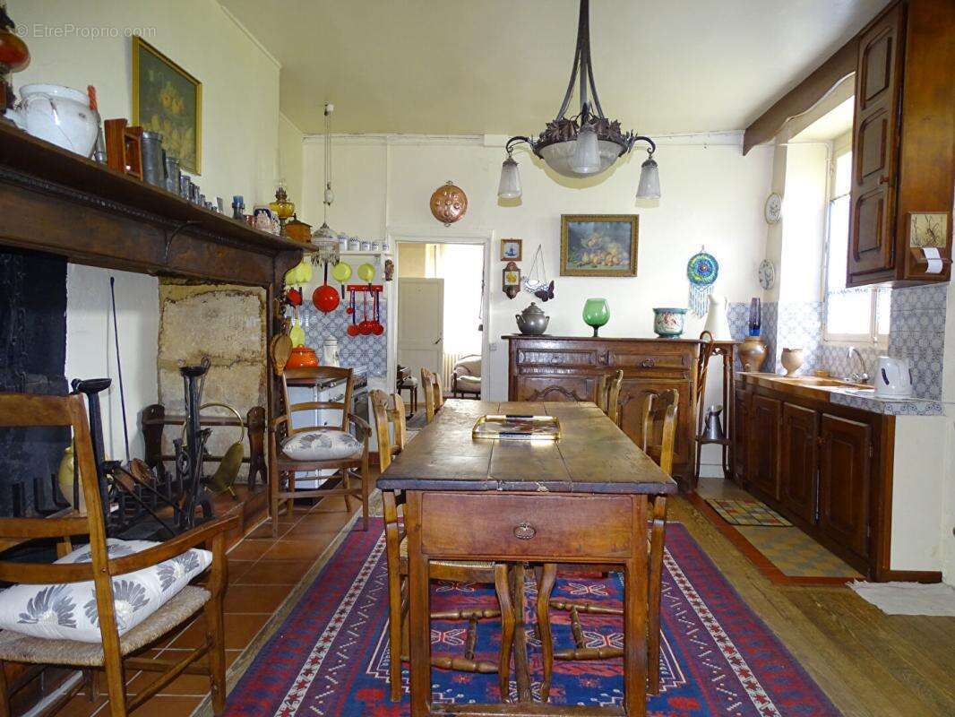 Maison Montignac 5 pièce(s) 176.11 m2 - photo 2