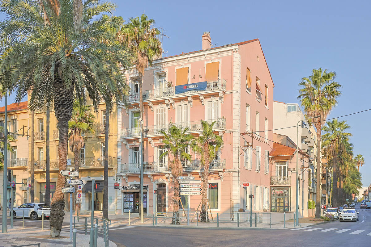 Appartement à HYERES