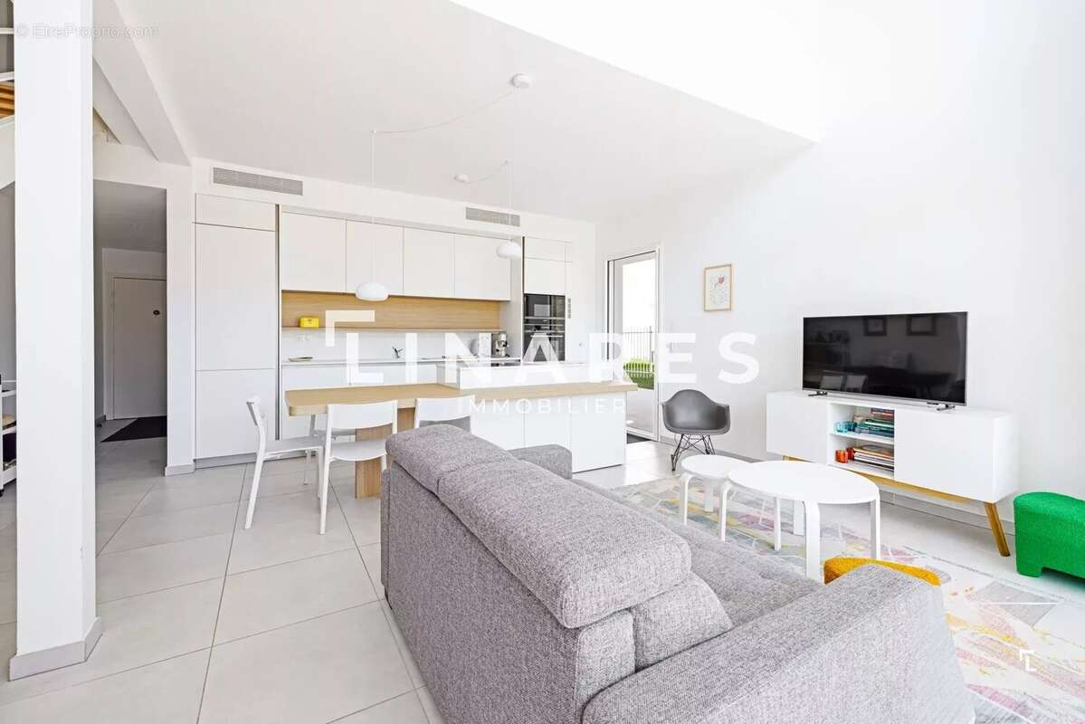 Appartement à MARSEILLE-8E