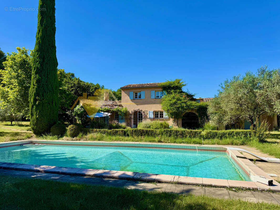 Maison à VAISON-LA-ROMAINE