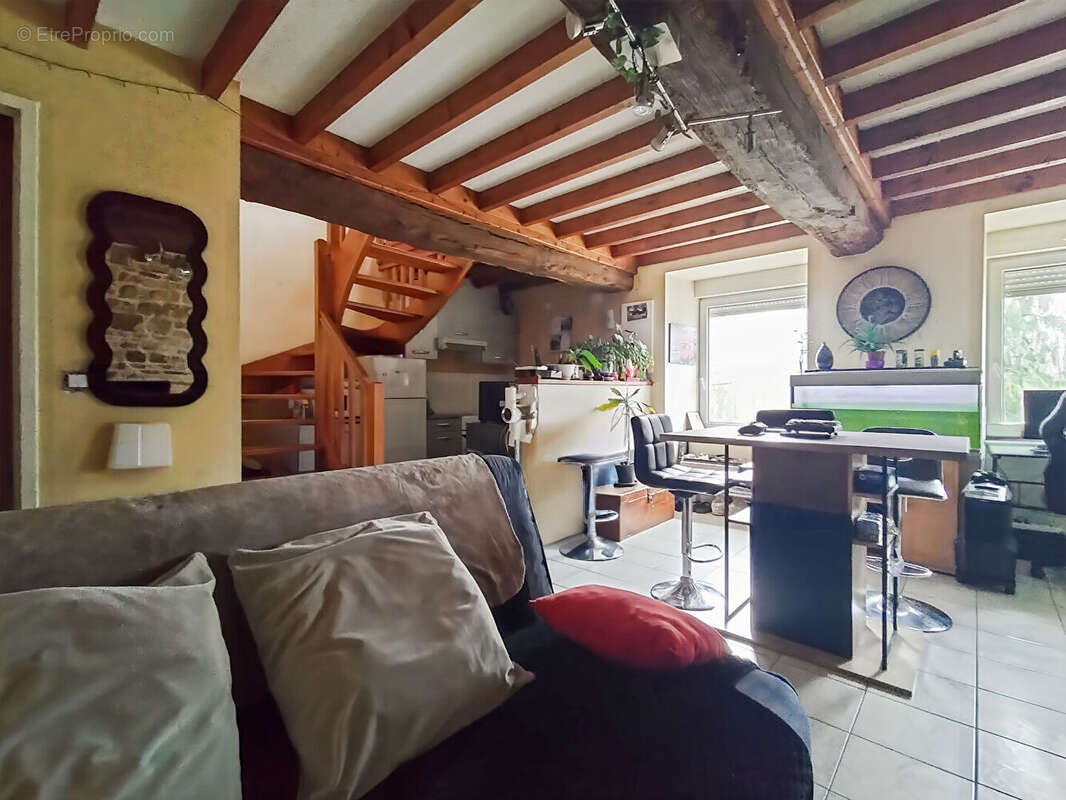 Appartement à SAINT-AUBIN-D'AUBIGNE