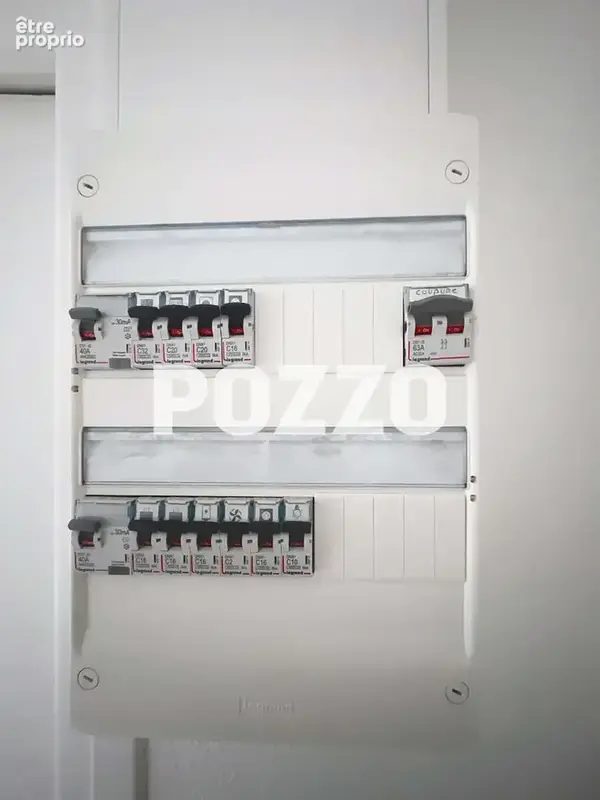 Centre-ville de VIRE-  En Exclusivité-Appartement T2 dans petit immeuble. - photo 4