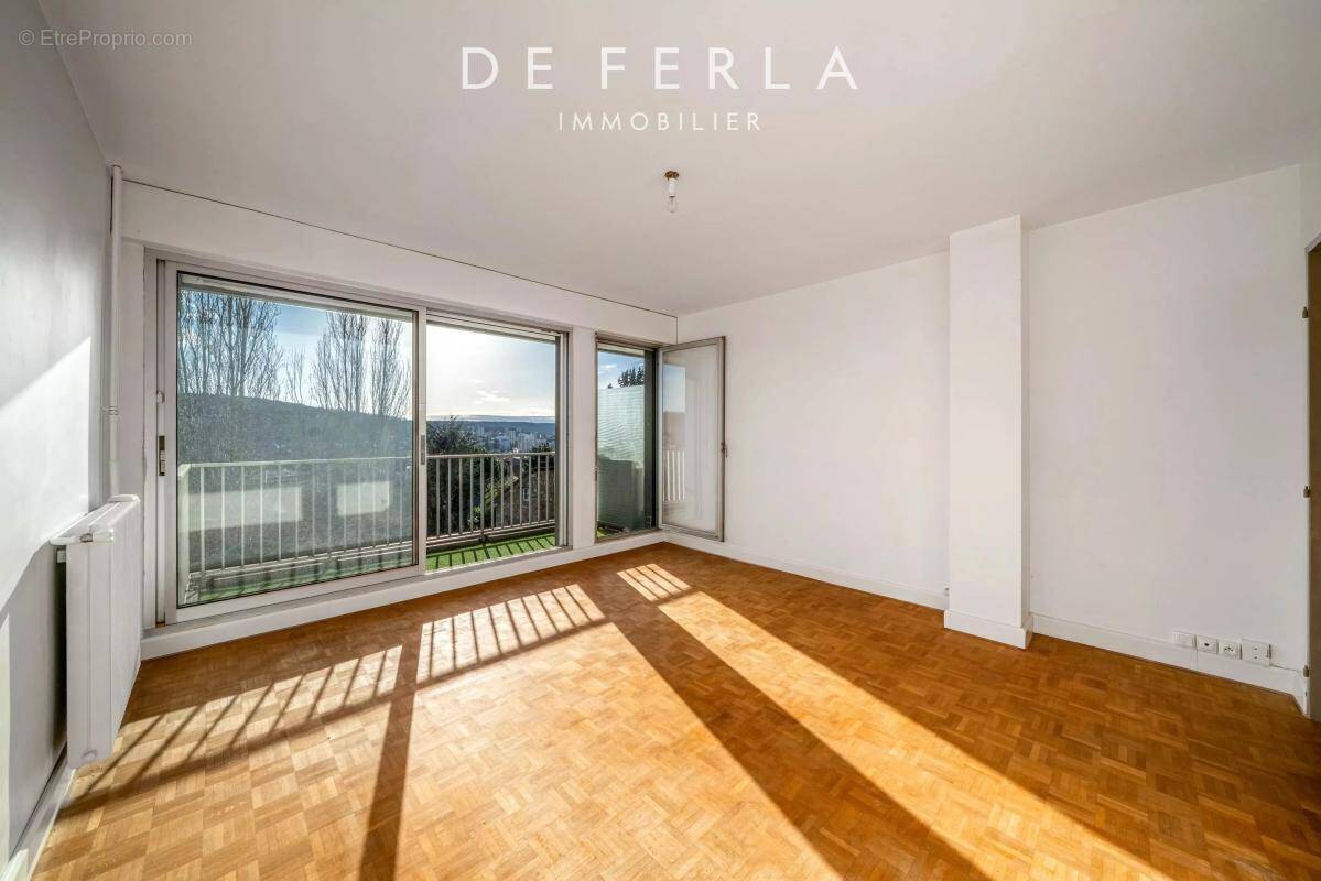Appartement à SEVRES