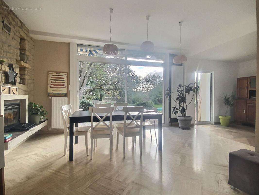 Maison Magne 7 pièce(s) - photo 6