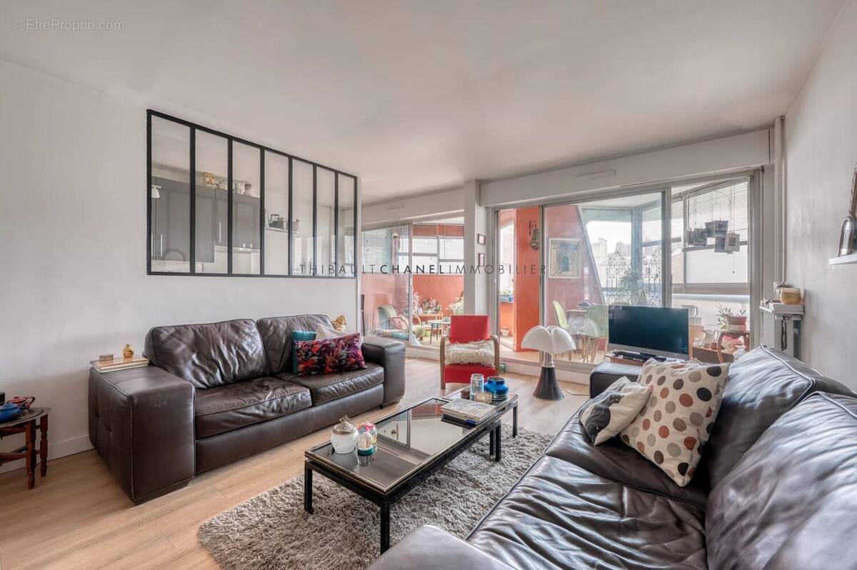 Appartement à PARIS-20E