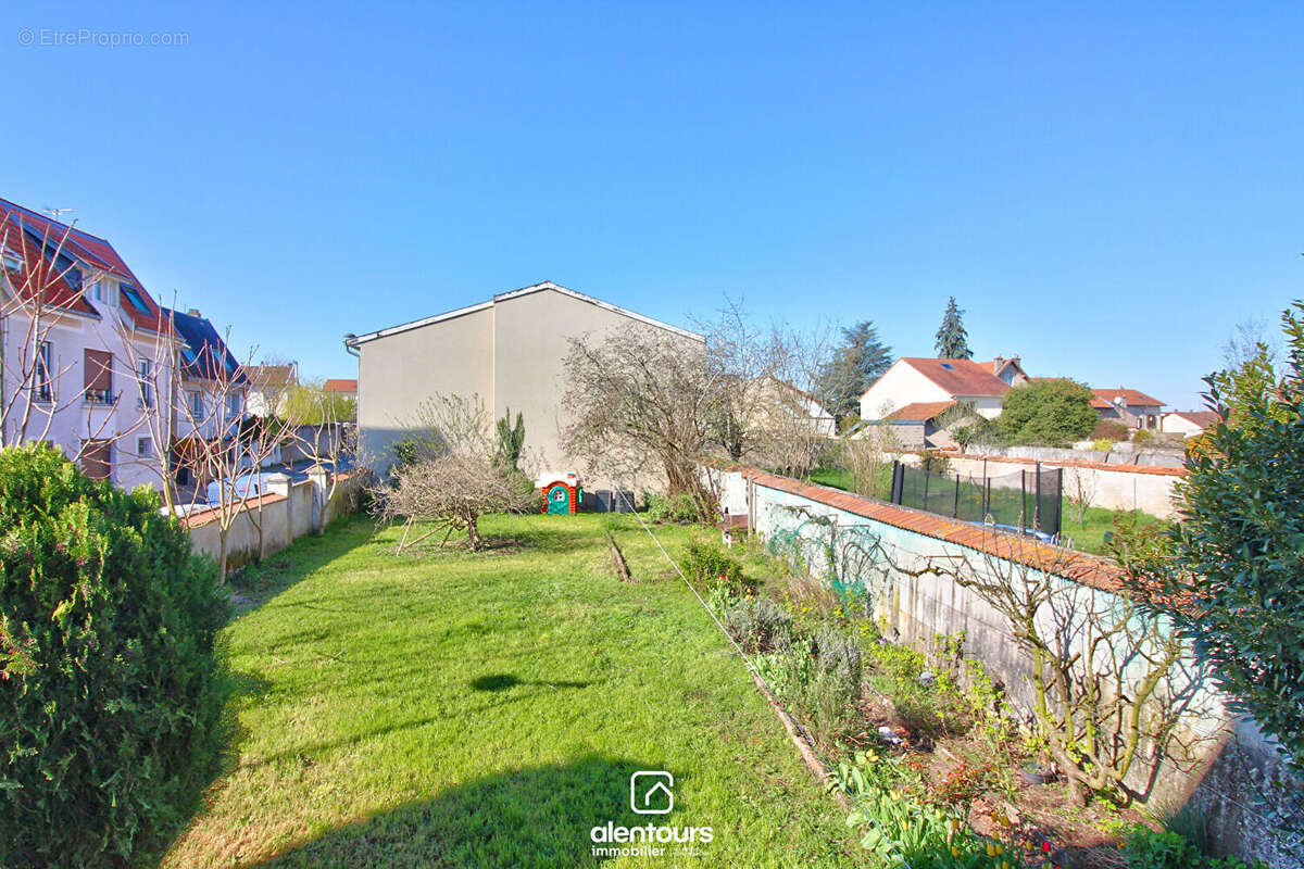 Maison à LANEUVEVILLE-DEVANT-NANCY