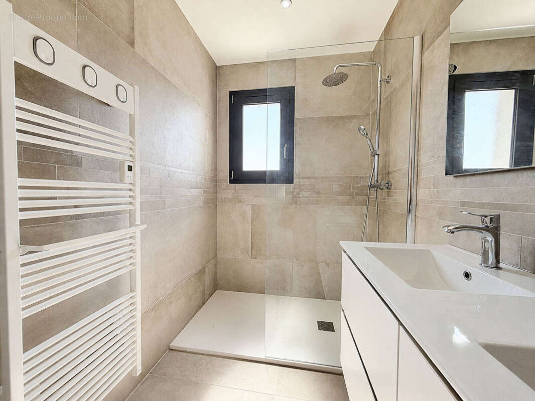 COUP DE COEUR - Maison neuve de 4 pièces avec garage - photo 7