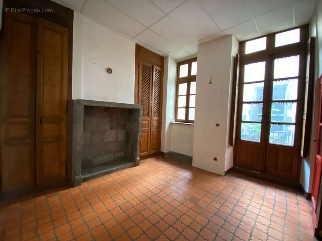 Plateau Central ? Élégant appartement de 98 m² au charme de l'ancien - photo 5