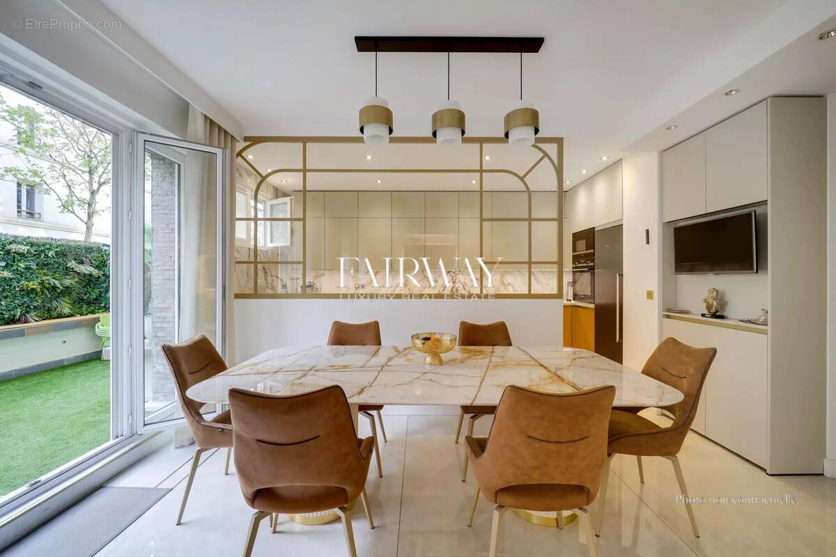 Appartement à NEUILLY-SUR-SEINE