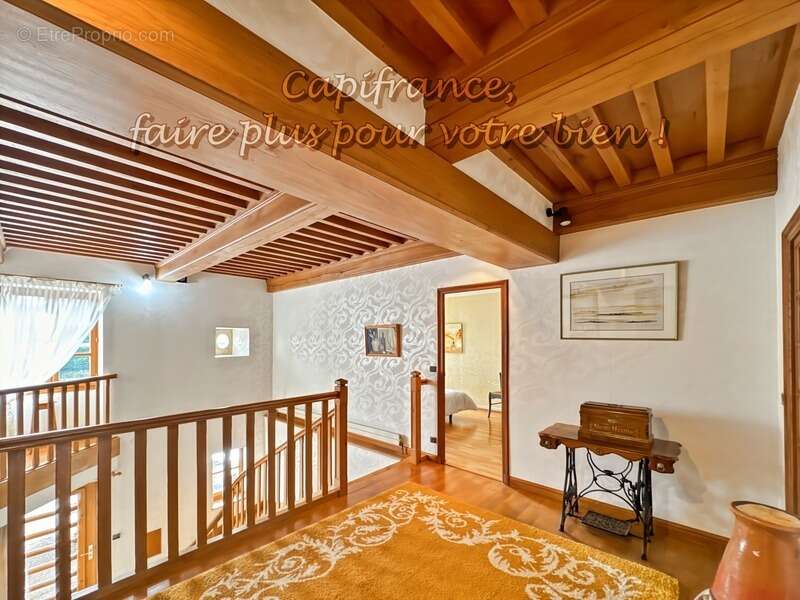 Maison à LA CLAYETTE