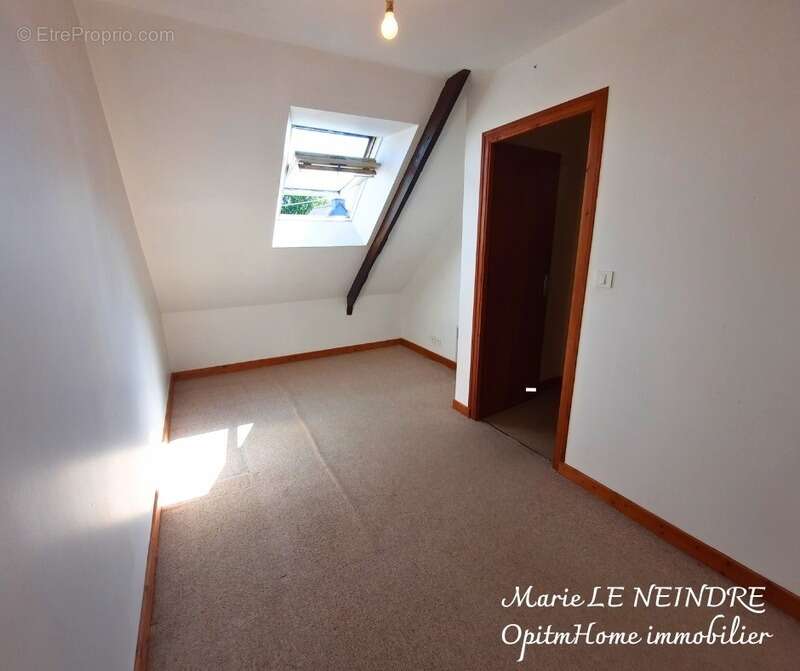 Maison à PLOUNEVEZ-QUINTIN