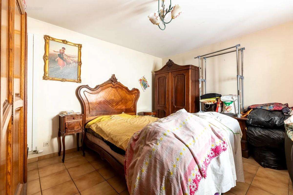 Appartement à PARIS-10E