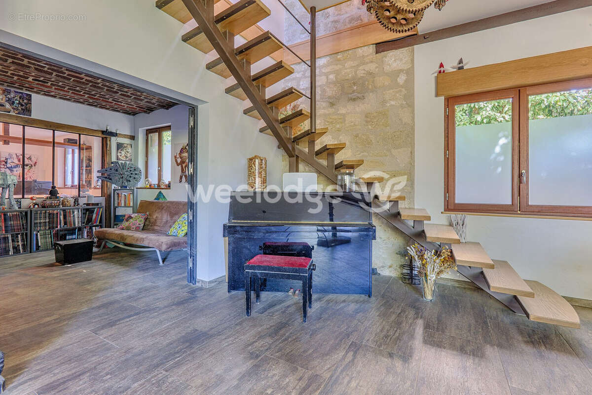 Maison à MAURECOURT