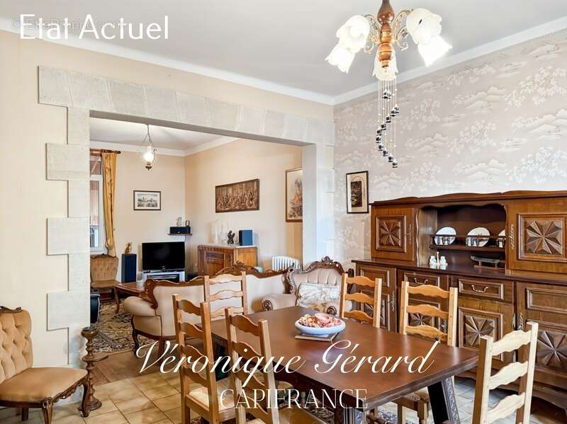 Maison à COUTRAS