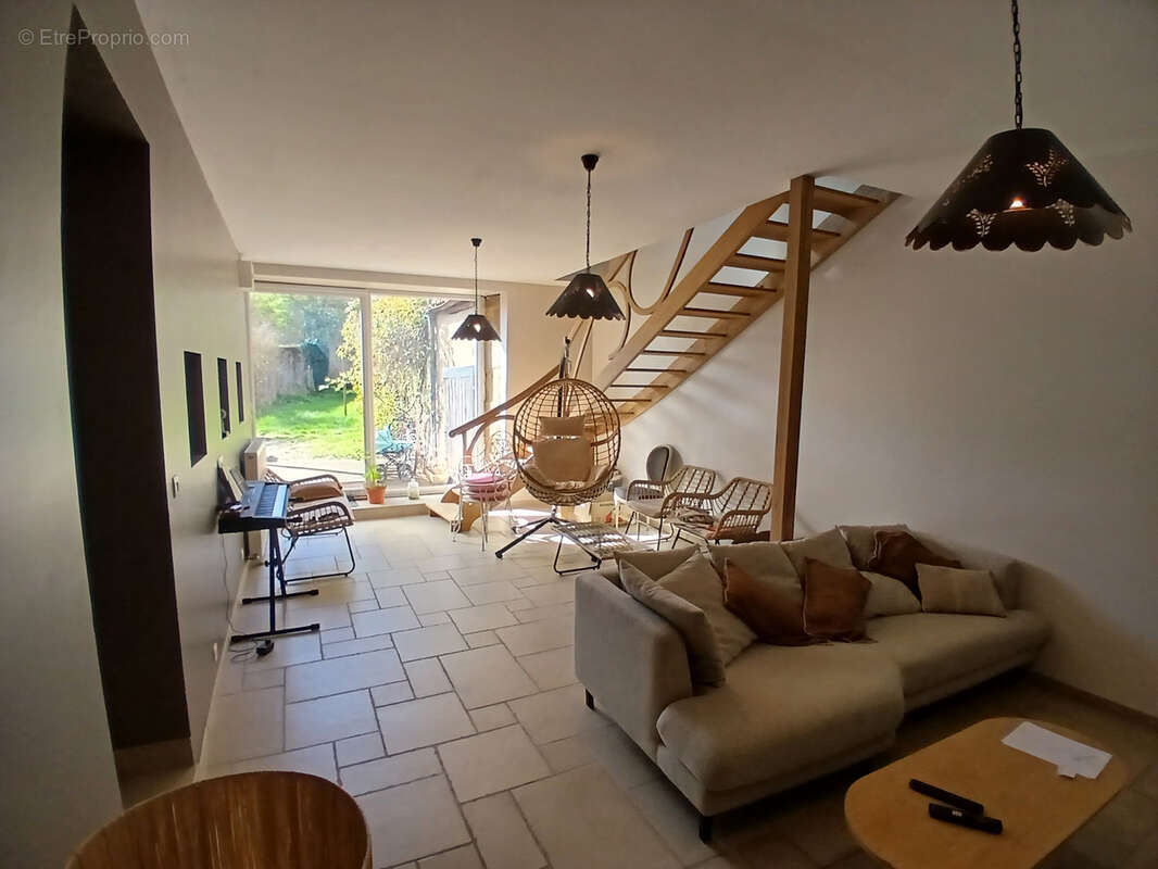 Maison à LORMES
