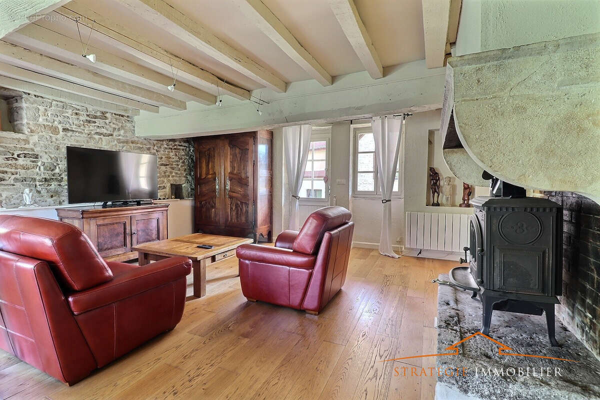 Maison à SAINT-MARTIN-DU-TARTRE